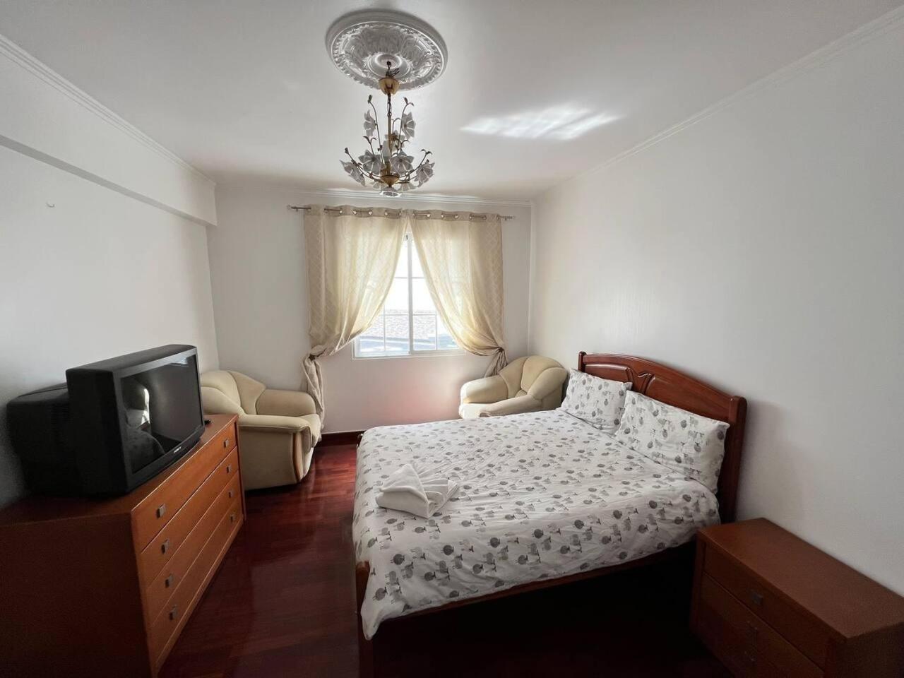 Comfortable 2-Bedroom Apartment For Relaxing Stays Funchal  Exterior foto